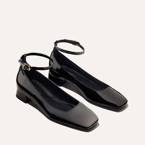 Margaux - The Daphne in Patent Black, EU 37.5